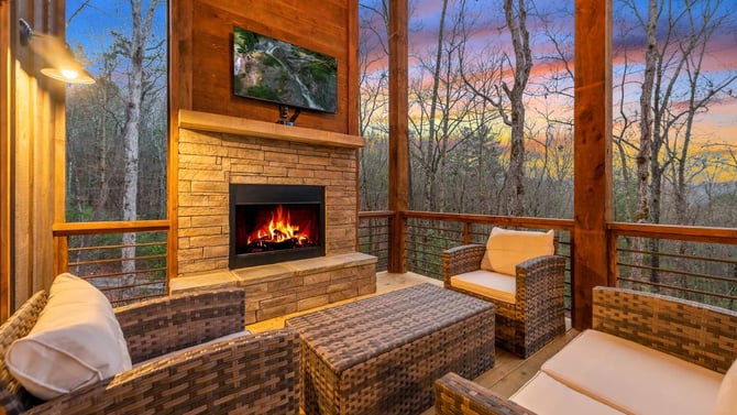 10 Cozy Cabins for a Relaxing Mountain Getaway