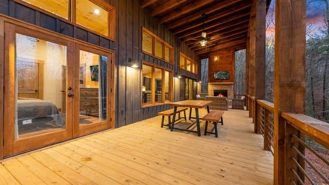 Indulge in Serenity: Cozy Cabin Rentals for a Peaceful Retreat